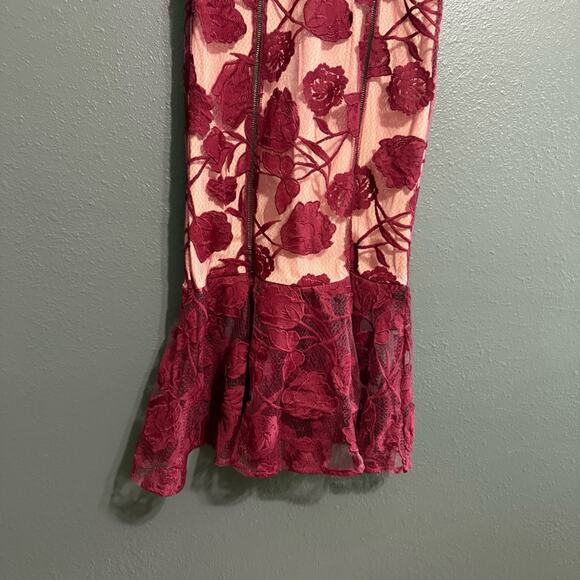 Lulu's Alluring Dream Floral Embroidered Mesh Lace Midi Dress Size S - Picture 7 of 10